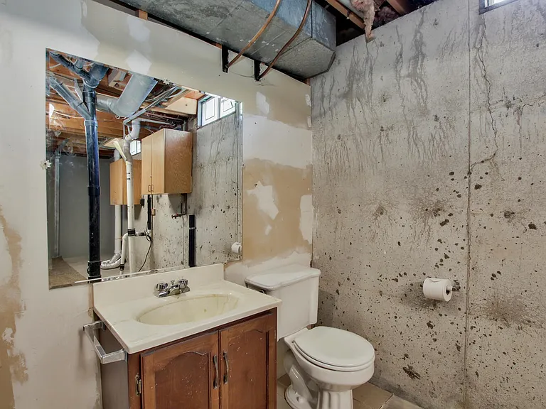 4036 N Edgemoor Dr — Photo 23