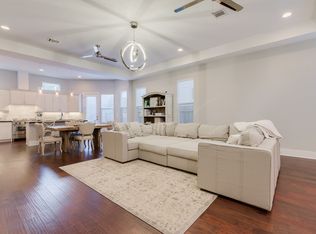 1313 Asbury St, Houston, TX 77007