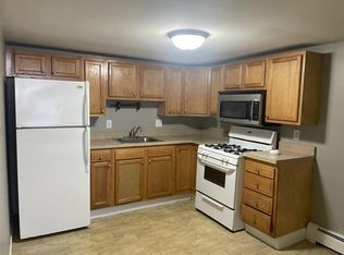 522 N Main St #1, Hanna City, IL 61536