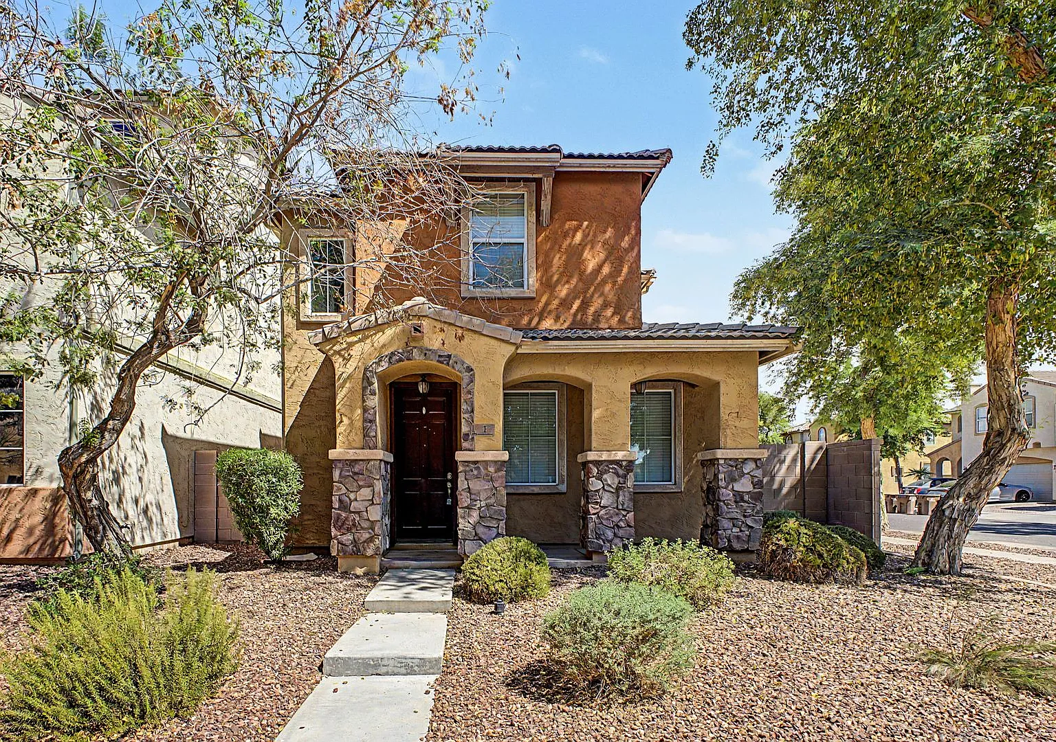 Nice 3 bedroom 2 bath home! — Photo 2