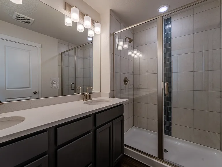 8172 Goldenray Pl — Photo 15