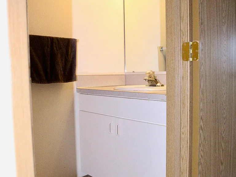 1/2 bath downstairs