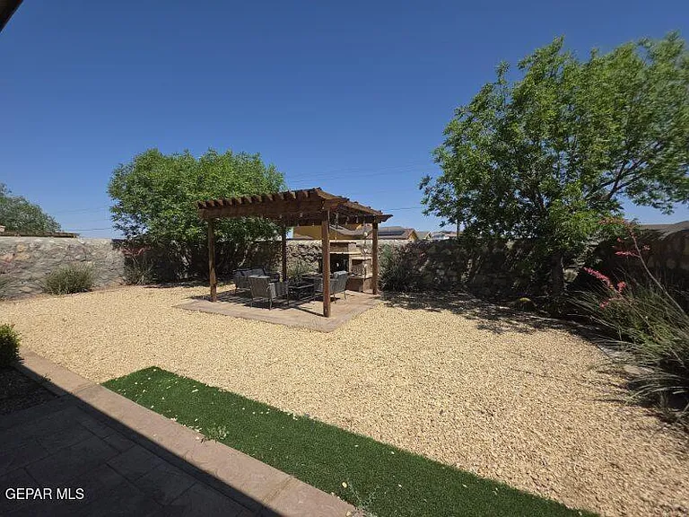12867 Hidden Grove Dr — Photo 54