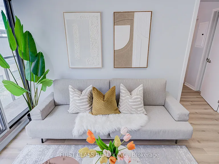 68 Abell St #527 — Photo 5