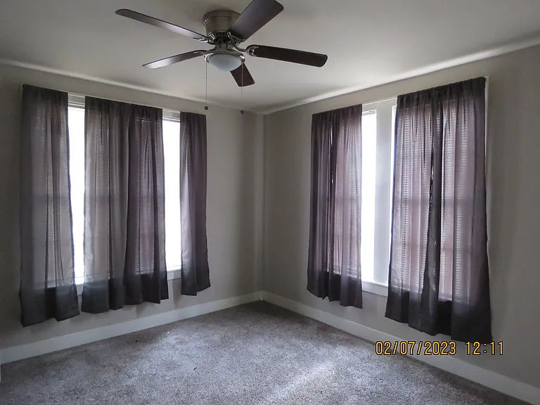 106 Jewel Dr — Photo 9