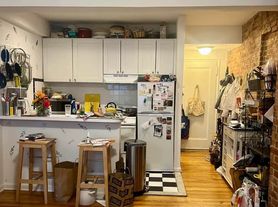 172 E 92nd St, New York, NY