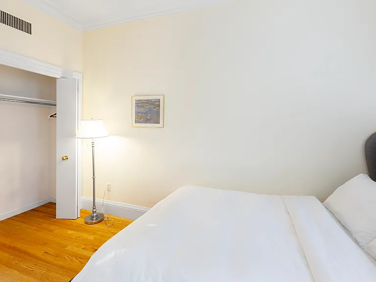 387 Commonwealth Ave #3 — Photo 5