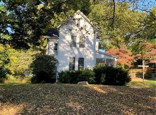 44 Portland Ave, Redding, CT 06896