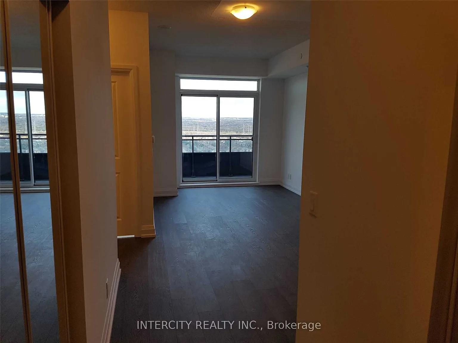 1 bed, $2,275 — Photo 2