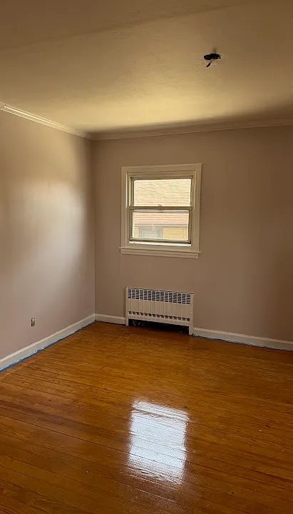 36 Shaw Ave #2