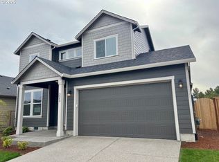323 W 17th St, Lafayette, OR