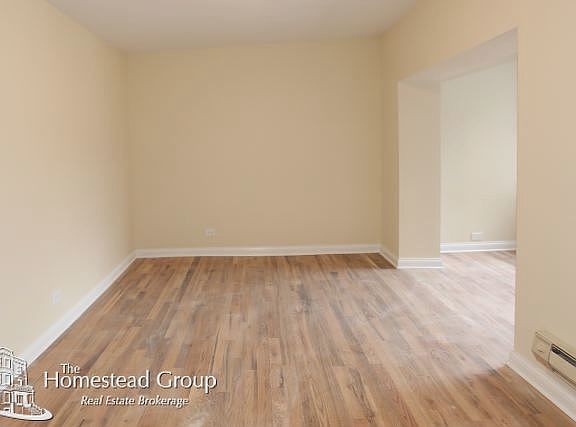 4th image of 4425 N Wolcott Ave #Tw0