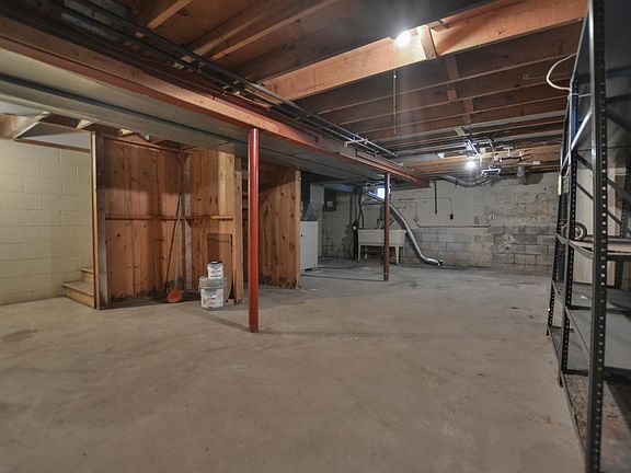 4th image of 5042 N 106th St