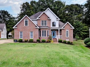 6273 N Mayfair Cir, Williamsburg, VA 23188
