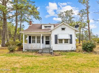 112 Straits Point Rd, Beaufort, NC 28516