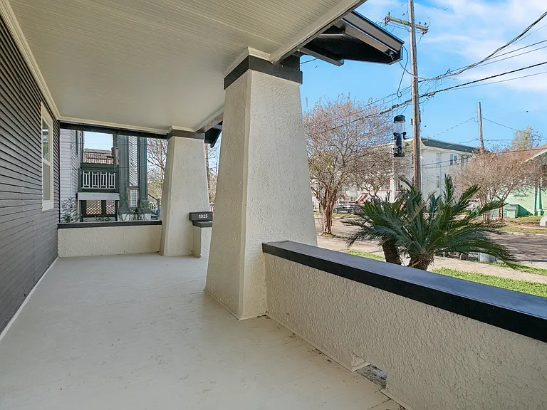 1923 Broadway St — Photo 15