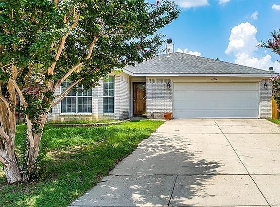 2nd image of 10216 Cypress Hills Dr