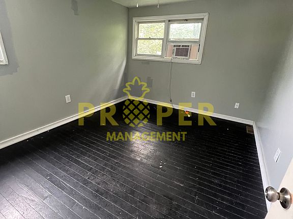 4th image of 3022 Tubman Ave