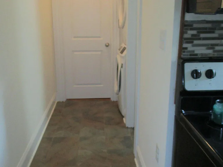 212 N Lombardy St #A — Photo 8