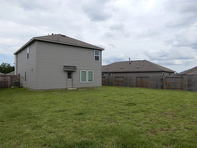 21102 Trivento Dr — Photo 18