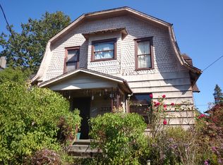 3218 33rd Ave S, Seattle, WA 98144