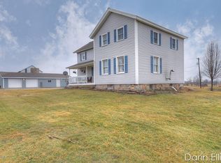 842 W Peck Lake Rd, Ionia, MI 48846