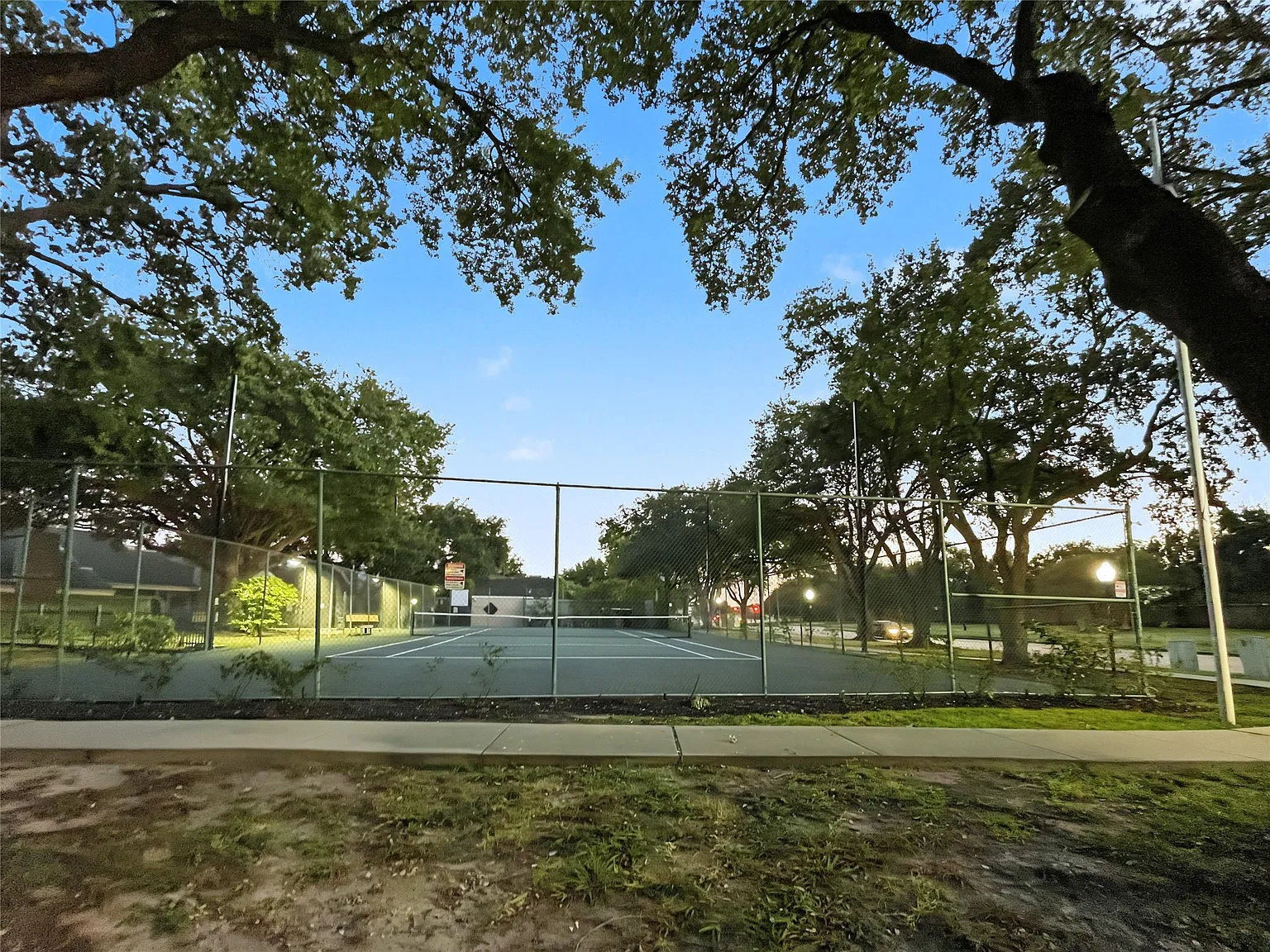 2 bed, 2.5 bath, 1518 sqft, $1,750 — Photo 3