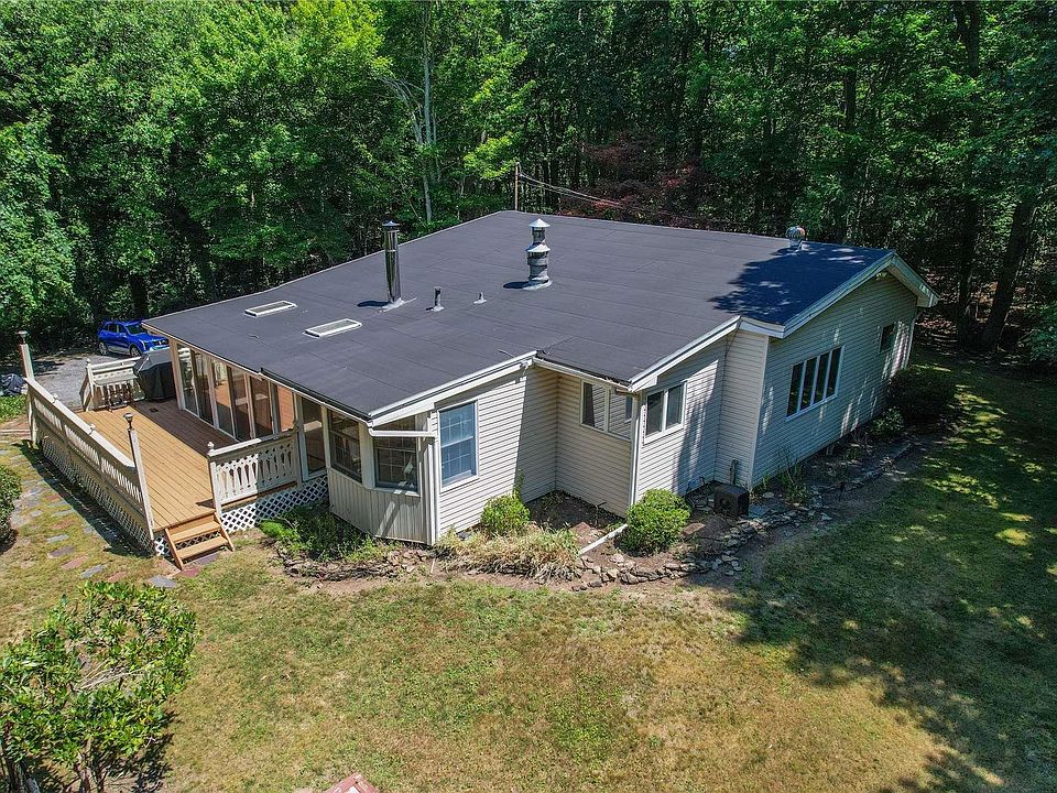 1st image of 82 Sylvan Avenue