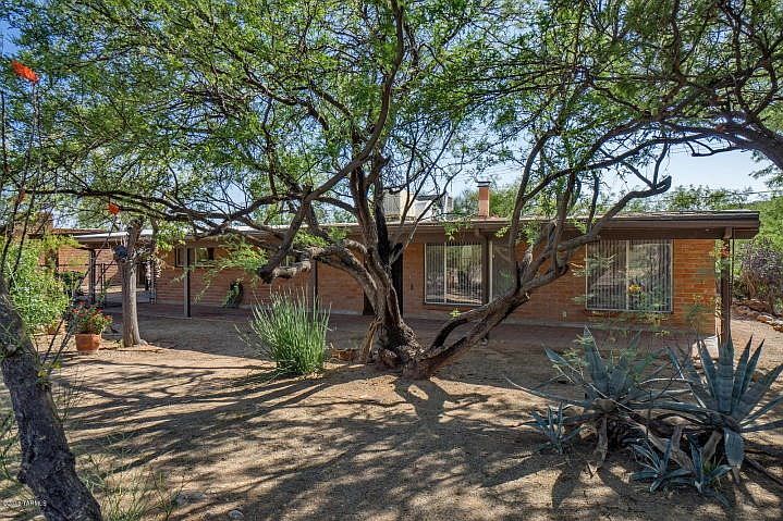1st image of 4741 N Palisade Dr