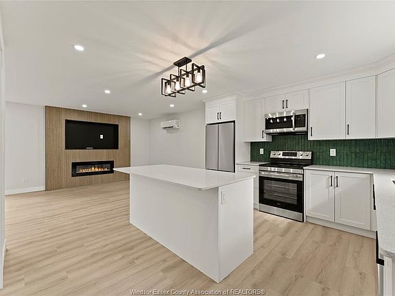 4th image of 1923 George Ave #2