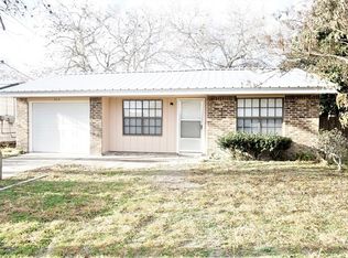 602 W Randall St, Beeville, TX 78102