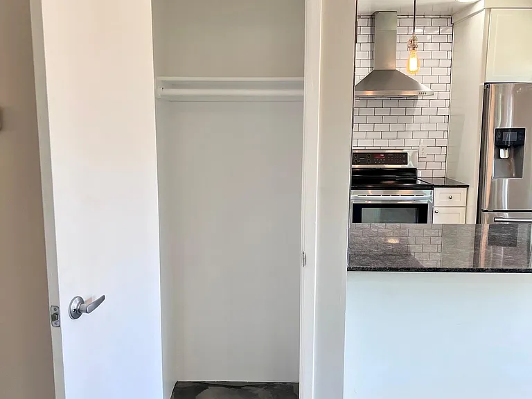 3212 N 37th St #9 — Photo 13