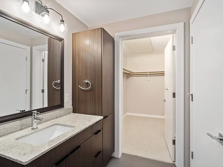 UptownDenver_interior_bathroom