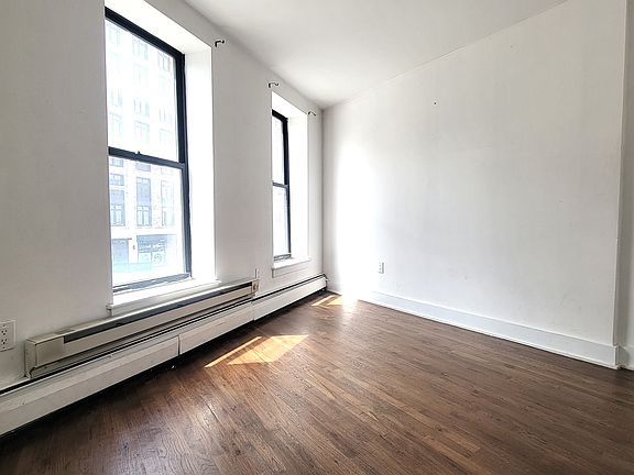 3rd image of 222 Saint Nicholas Ave #2C