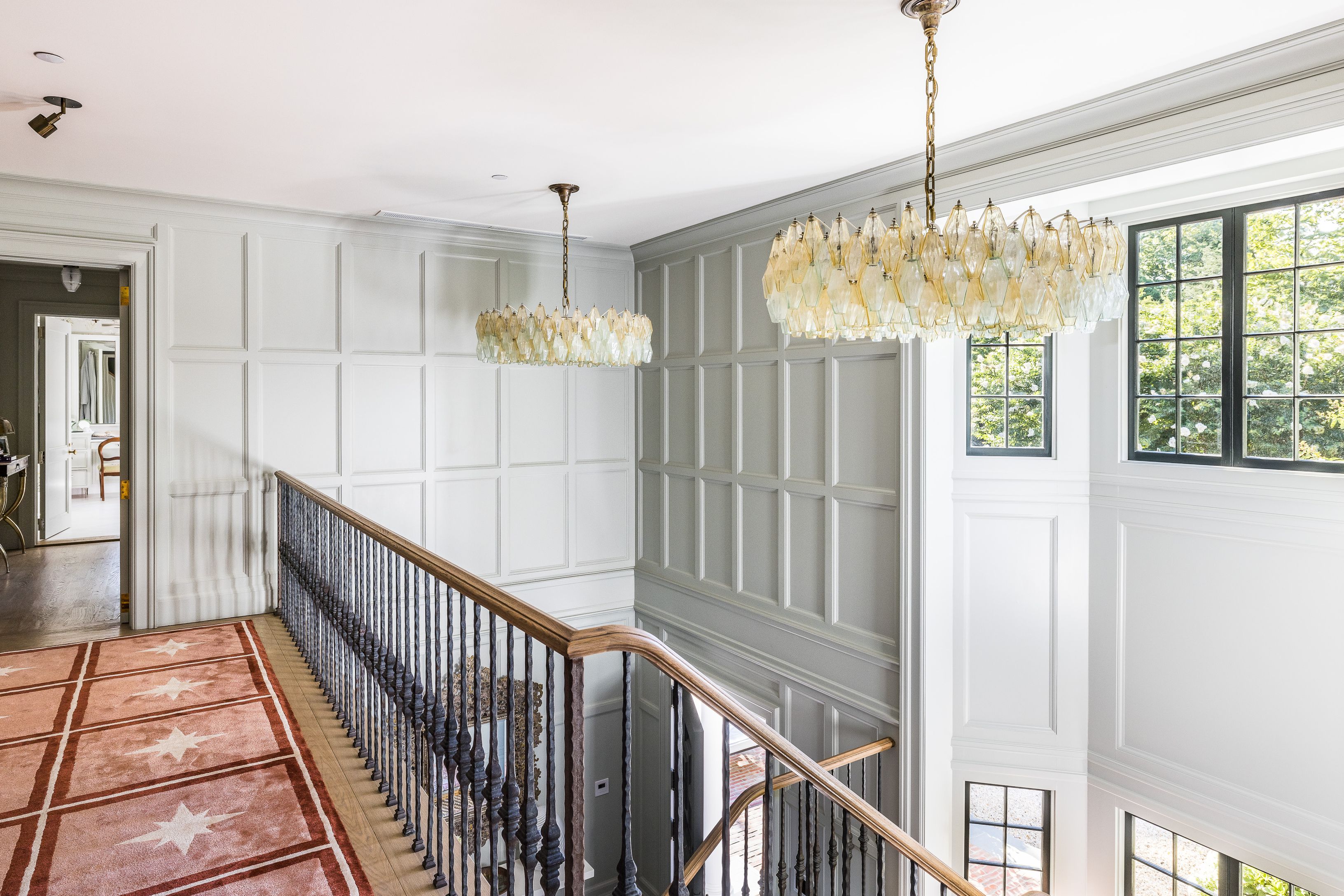 43 Lee Ave, East Hampton, NY 11937 Out East