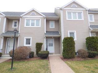 116 Oak Ridge Dr #116, Windsor Locks, CT 06096