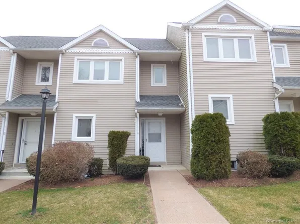 116 Oak Ridge Drive #116, Windsor Locks, CT 06096