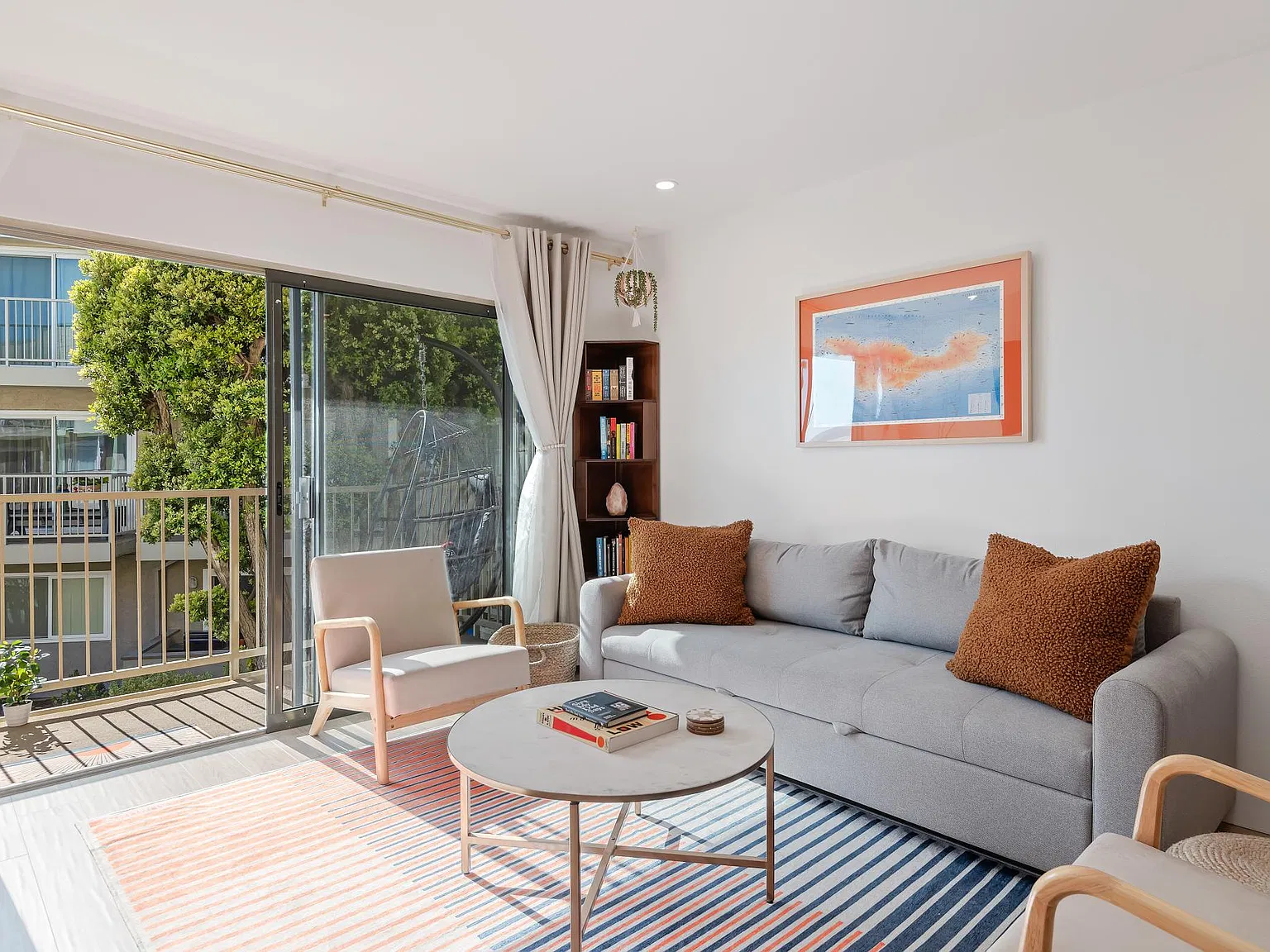 249 E Surfside Dr — Photo 4