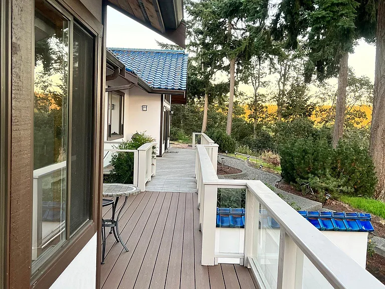 100 Harriette Ln — Photo 5