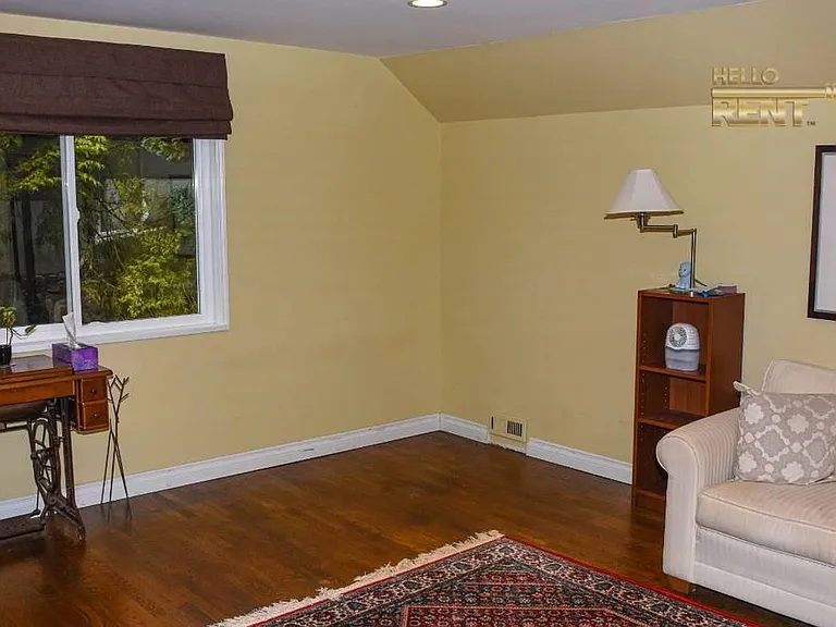 551 Saint Andrews Rd — Photo 19