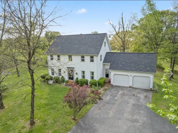 1699 Country Club Ln, Hartford, KY 42347