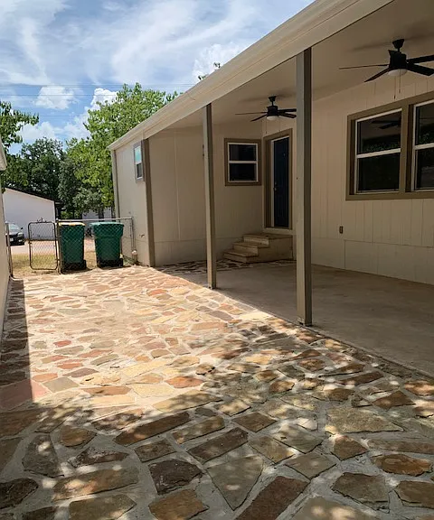 139 E Castleberry Dr — Photo 8