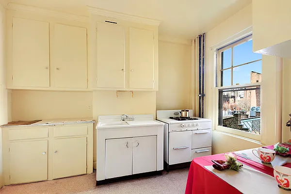 Sold by Corcoran | media 11