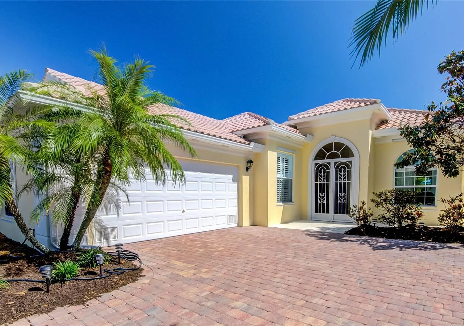 Off Season Short Term Rental — Photo 2