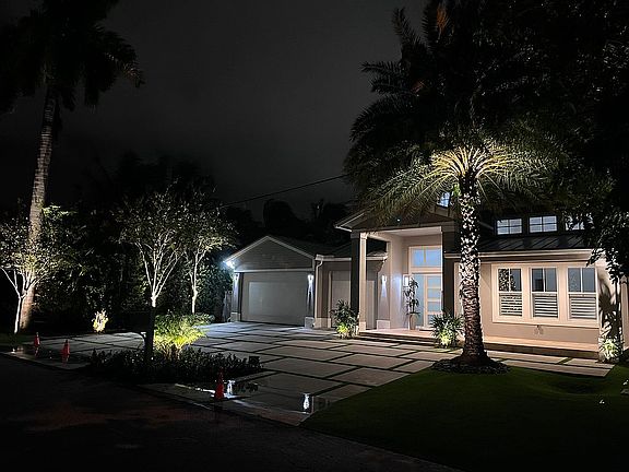 2nd image of 1700 SE 14th St