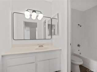 5460 White Oak Ave UNIT A318, Los Angeles, CA 91316