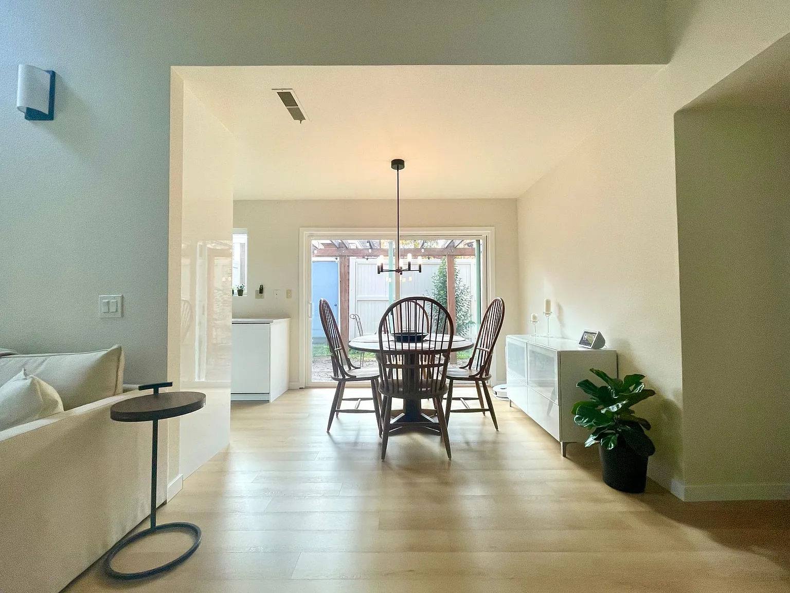 3 bed, 1291 sqft, $3,250 — Photo 3