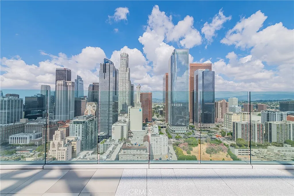 1 bed, 617 sqft, $2,850 — Photo 1