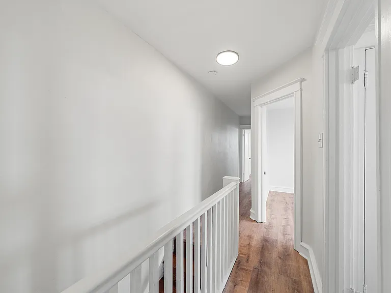 5748 Dunlap St — Photo 19