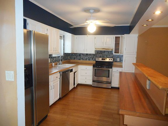 2nd image of 2389 Zeder Ave